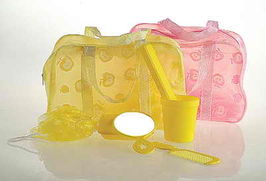 塑料日用品在现代生活中的应用与影响